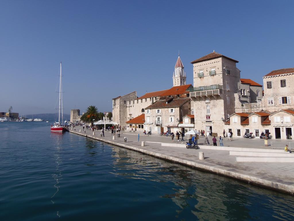 Apartment Z&E Trogir Exterior photo