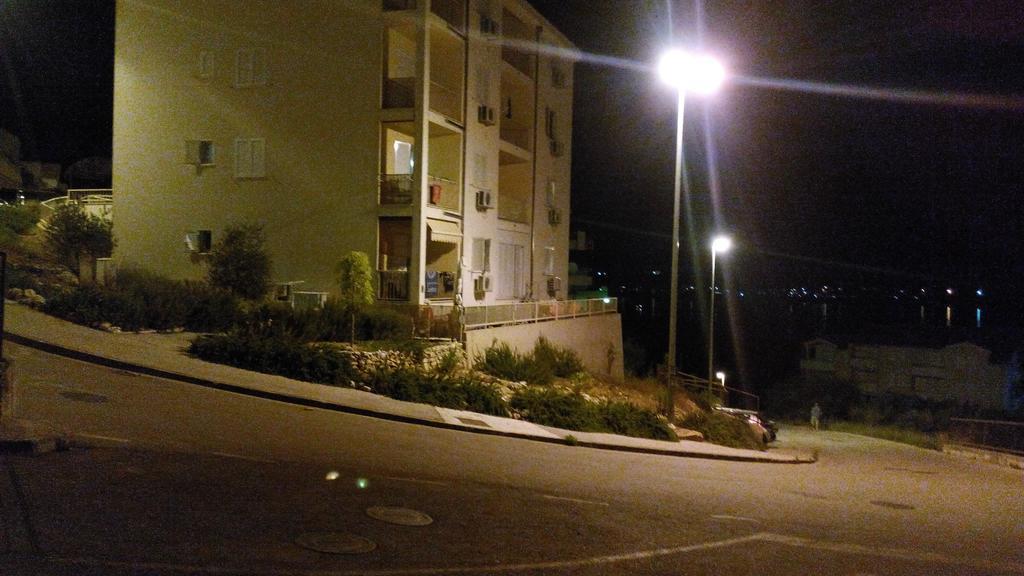 Apartment Z&E Trogir Exterior photo