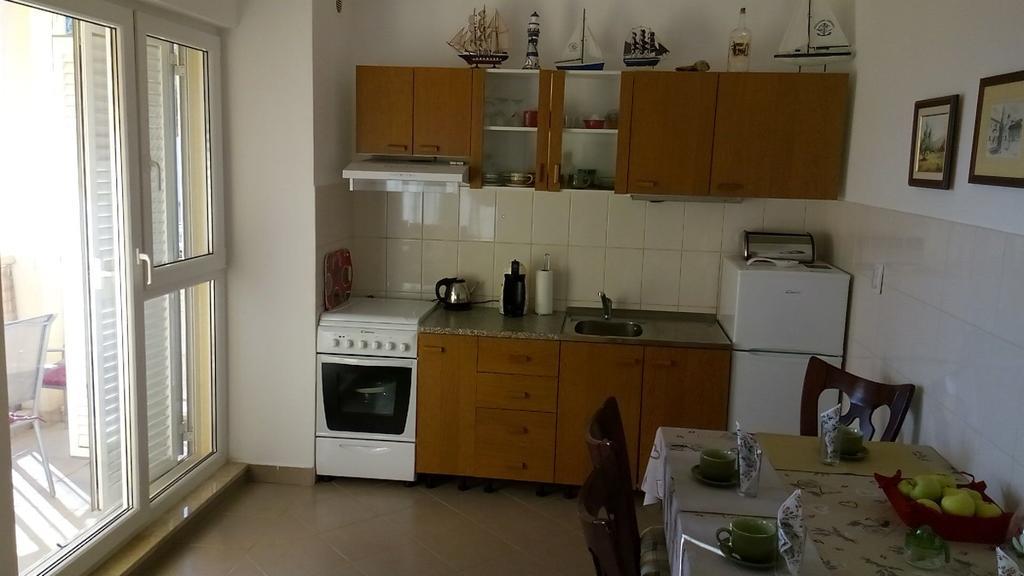 Apartment Z&E Trogir Exterior photo