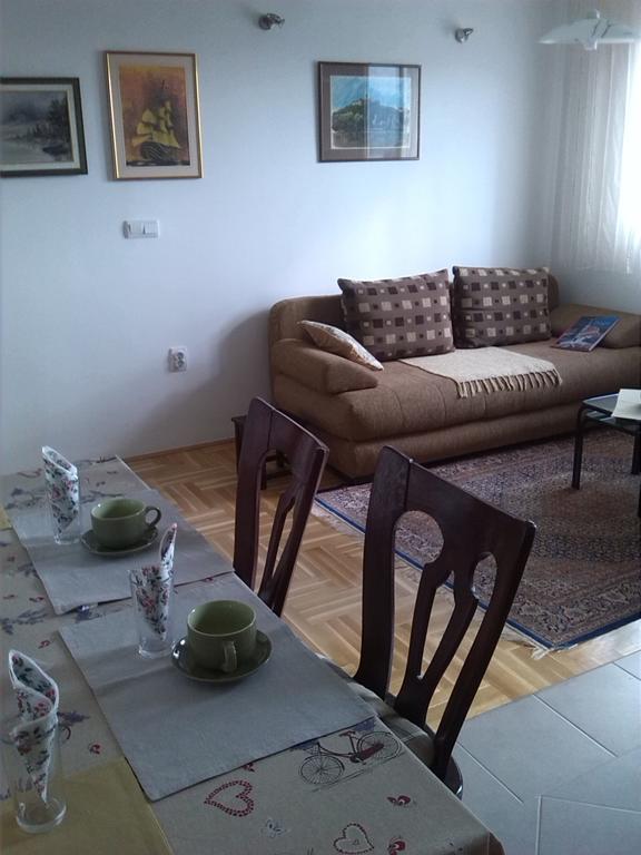 Apartment Z&E Trogir Exterior photo